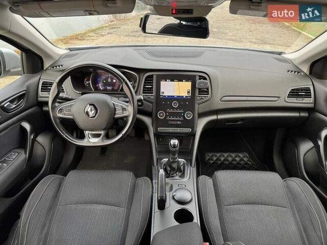 Серый Рено Меган, объемом двигателя 1.5 л и пробегом 165 тыс. км за 13900 $, фото 20 на Automoto.ua