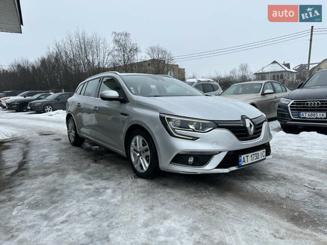 Сірий Рено Меган, об'ємом двигуна 1.46 л та пробігом 240 тис. км за 12500 $, фото 2 на Automoto.ua