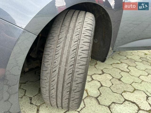 Серый Рено Меган, объемом двигателя 1.5 л и пробегом 230 тыс. км за 12999 $, фото 65 на Automoto.ua