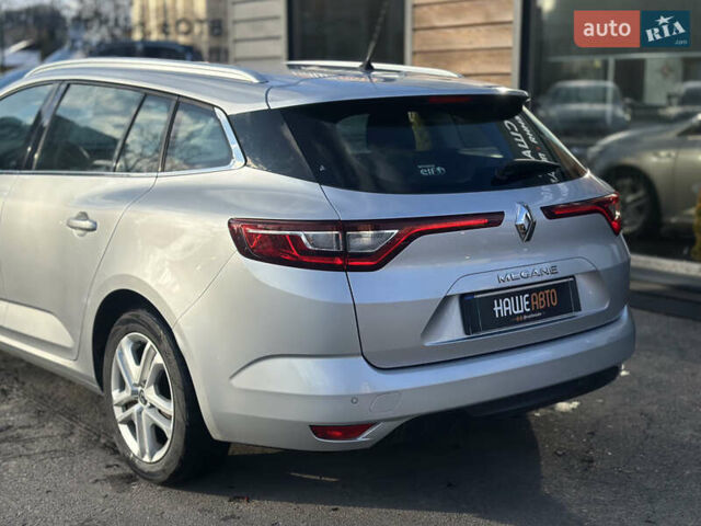 Серый Рено Меган, объемом двигателя 1.46 л и пробегом 188 тыс. км за 13999 $, фото 12 на Automoto.ua