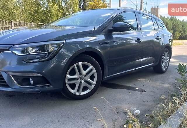 Рено Меган 2018 в Днепре (Днепропетровске) на Automoto.ua Серый Рено Меган, объемом двигателя 1.5 л и пробегом 176 тыс. км за 14300 $, фото 10 на Automoto.ua