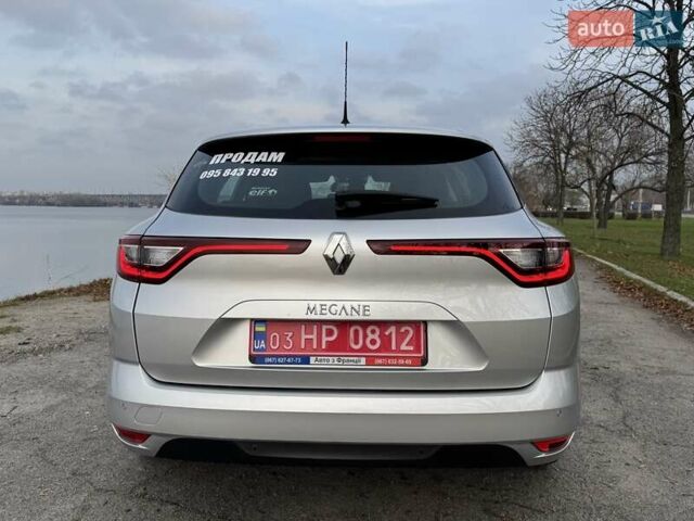 Серый Рено Меган, объемом двигателя 1.5 л и пробегом 165 тыс. км за 13900 $, фото 5 на Automoto.ua