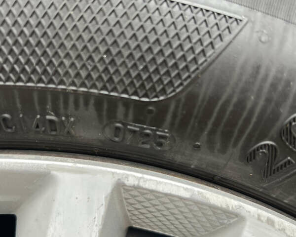 Серый Рено Меган, объемом двигателя 0 л и пробегом 174 тыс. км за 15100 $, фото 45 на Automoto.ua