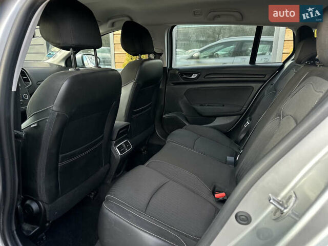 Серый Рено Меган, объемом двигателя 1.46 л и пробегом 188 тыс. км за 13999 $, фото 41 на Automoto.ua