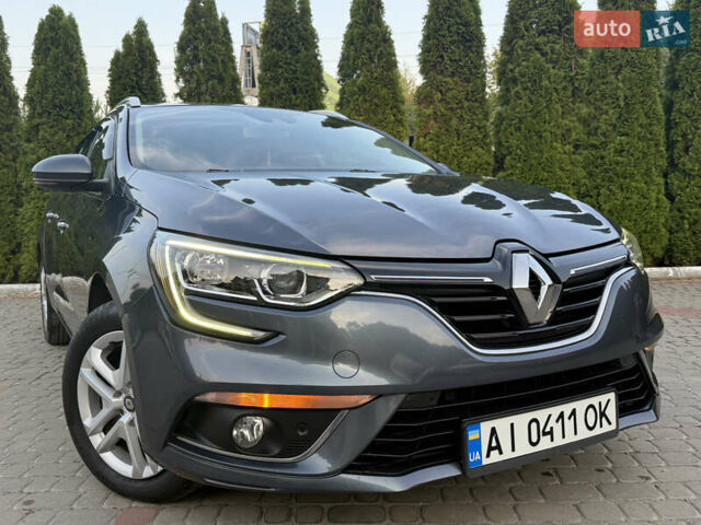 Серый Рено Меган, объемом двигателя 1.46 л и пробегом 194 тыс. км за 13399 $, фото 16 на Automoto.ua