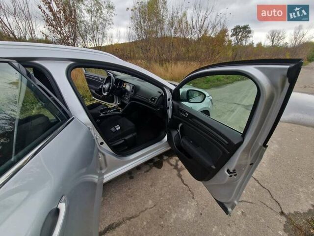 Рено Меган 2019 в Броварах на Automoto.ua Серый Рено Меган, объемом двигателя 1.5 л и пробегом 239 тыс. км за 14600 $, фото 3 на Automoto.ua