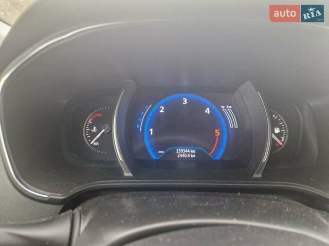 Рено Меган 2019 в Броварах на Automoto.ua Серый Рено Меган, объемом двигателя 1.5 л и пробегом 239 тыс. км за 14600 $, фото 14 на Automoto.ua