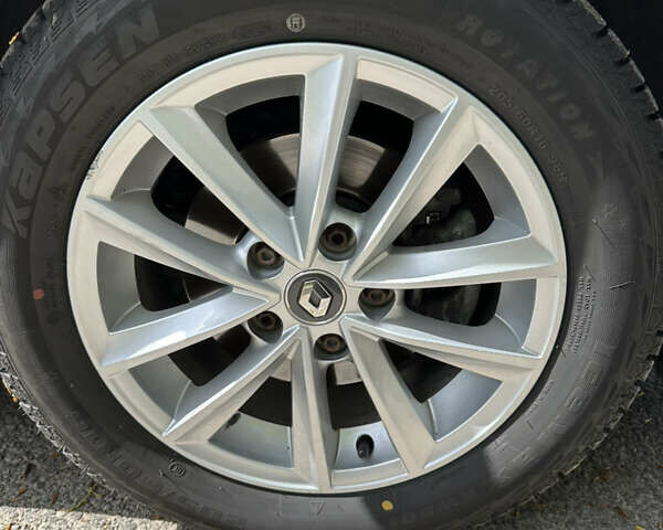 Серый Рено Меган, объемом двигателя 1.46 л и пробегом 180 тыс. км за 13250 $, фото 21 на Automoto.ua