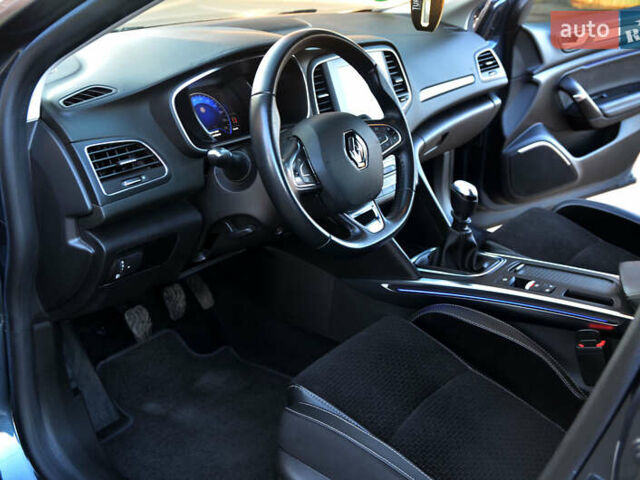 Серый Рено Меган, объемом двигателя 1.46 л и пробегом 128 тыс. км за 15800 $, фото 28 на Automoto.ua