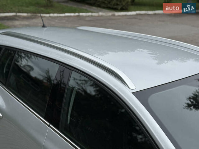 Сірий Рено Меган, об'ємом двигуна 1.46 л та пробігом 237 тис. км за 13500 $, фото 44 на Automoto.ua