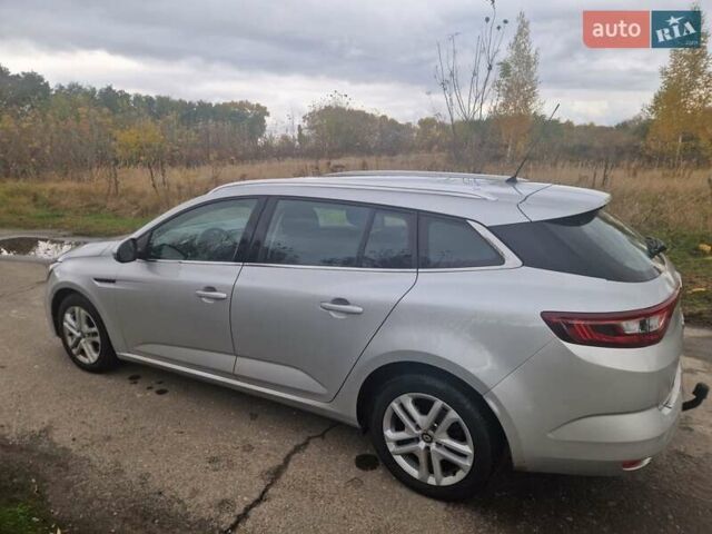 Рено Меган 2019 в Броварах на Automoto.ua Серый Рено Меган, объемом двигателя 1.5 л и пробегом 239 тыс. км за 14600 $, фото 2 на Automoto.ua