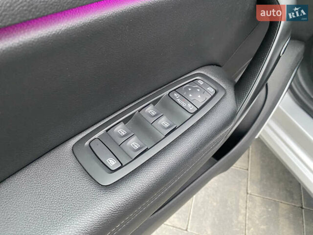 Серый Рено Меган, объемом двигателя 1.5 л и пробегом 192 тыс. км за 15800 $, фото 35 на Automoto.ua