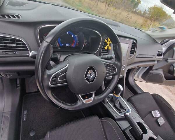 Рено Меган 2019 в Броварах на Automoto.ua Серый Рено Меган, объемом двигателя 1.5 л и пробегом 239 тыс. км за 14600 $, фото 11 на Automoto.ua