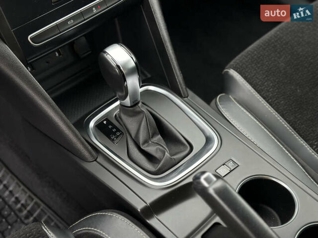 Серый Рено Меган, объемом двигателя 1.46 л и пробегом 211 тыс. км за 13550 $, фото 12 на Automoto.ua