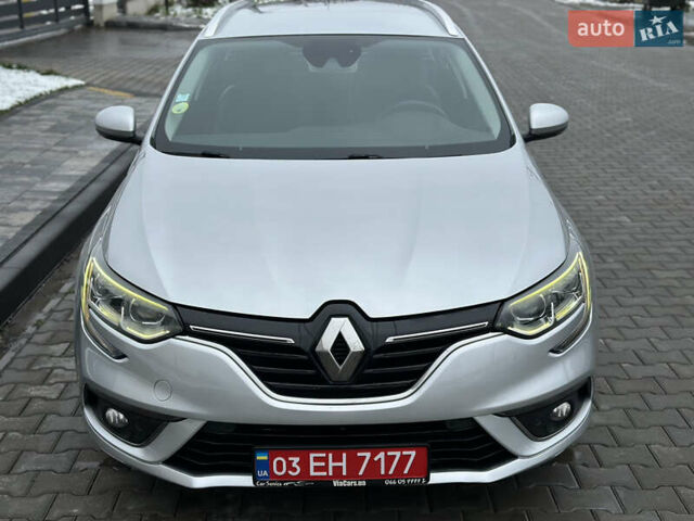 Серый Рено Меган, объемом двигателя 1.46 л и пробегом 211 тыс. км за 13550 $, фото 2 на Automoto.ua