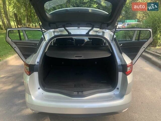 Рено Меган 2019 в Житомире на Automoto.ua Серый Рено Меган, объемом двигателя 1.46 л и пробегом 229 тыс. км за 13250 $, фото 12 на Automoto.ua