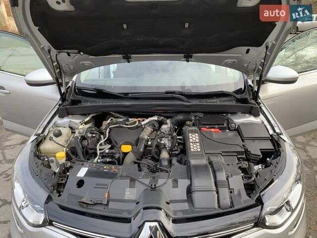 Серый Рено Меган, объемом двигателя 1.46 л и пробегом 230 тыс. км за 13400 $, фото 15 на Automoto.ua