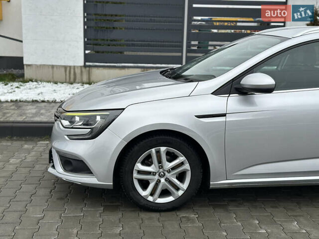 Серый Рено Меган, объемом двигателя 1.46 л и пробегом 211 тыс. км за 13550 $, фото 1 на Automoto.ua