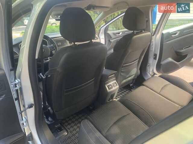 Рено Меган 2019 в Житомире на Automoto.ua Серый Рено Меган, объемом двигателя 1.46 л и пробегом 229 тыс. км за 13250 $, фото 9 на Automoto.ua