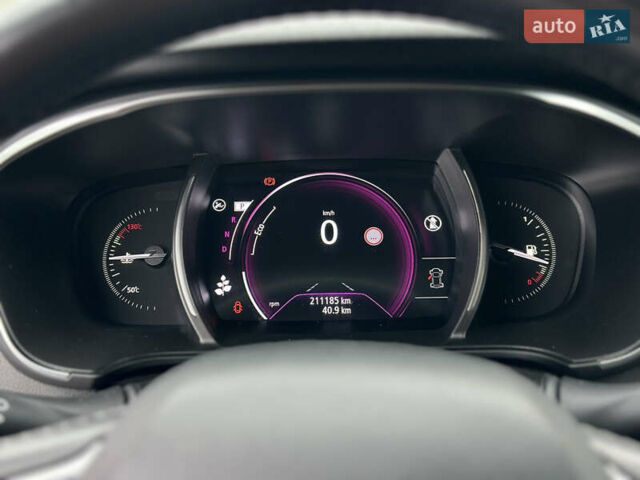 Серый Рено Меган, объемом двигателя 1.46 л и пробегом 211 тыс. км за 13550 $, фото 11 на Automoto.ua