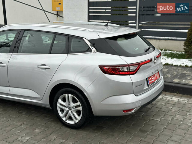 Серый Рено Меган, объемом двигателя 1.46 л и пробегом 211 тыс. км за 13550 $, фото 5 на Automoto.ua