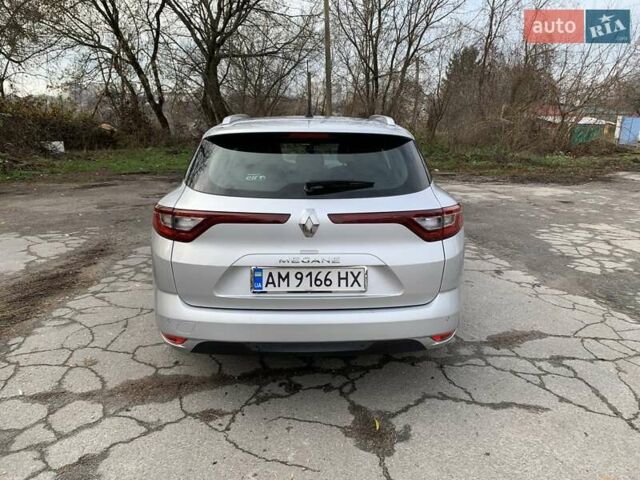 Серый Рено Меган, объемом двигателя 1.46 л и пробегом 230 тыс. км за 13400 $, фото 4 на Automoto.ua