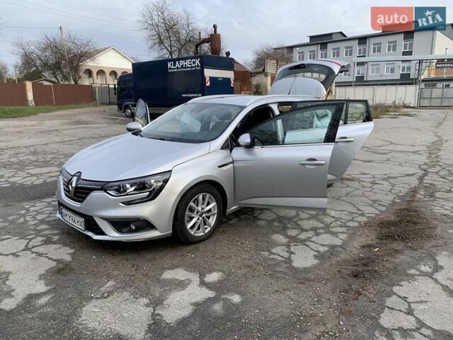 Серый Рено Меган, объемом двигателя 1.46 л и пробегом 230 тыс. км за 13400 $, фото 16 на Automoto.ua