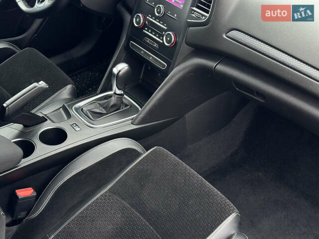 Серый Рено Меган, объемом двигателя 1.46 л и пробегом 211 тыс. км за 13550 $, фото 16 на Automoto.ua