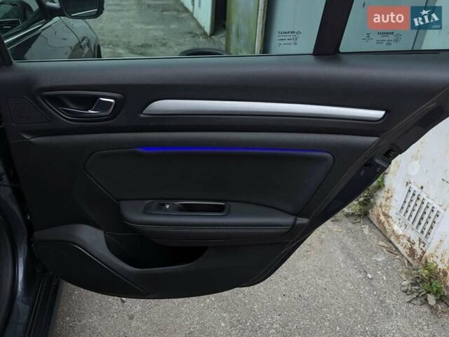 Серый Рено Меган, объемом двигателя 1.5 л и пробегом 159 тыс. км за 16300 $, фото 14 на Automoto.ua