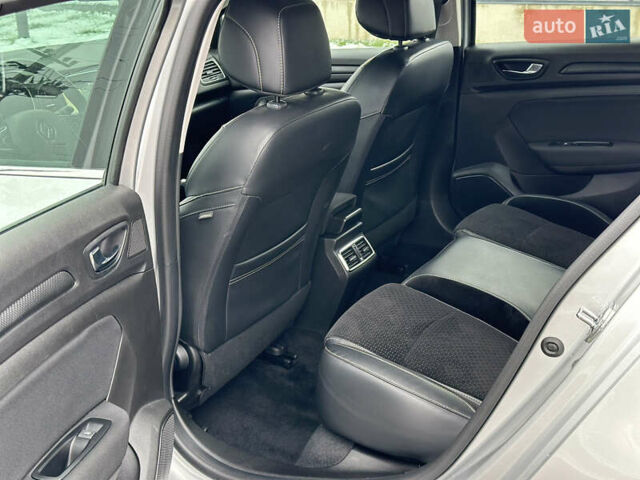 Серый Рено Меган, объемом двигателя 1.46 л и пробегом 211 тыс. км за 13550 $, фото 17 на Automoto.ua