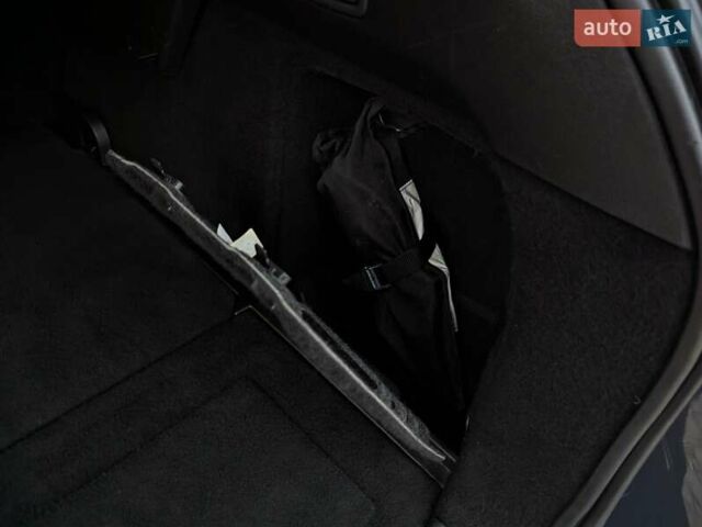 Серый Рено Меган, объемом двигателя 1.5 л и пробегом 159 тыс. км за 16300 $, фото 23 на Automoto.ua