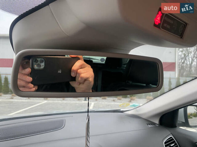 Серый Рено Меган, объемом двигателя 1.5 л и пробегом 192 тыс. км за 15800 $, фото 31 на Automoto.ua