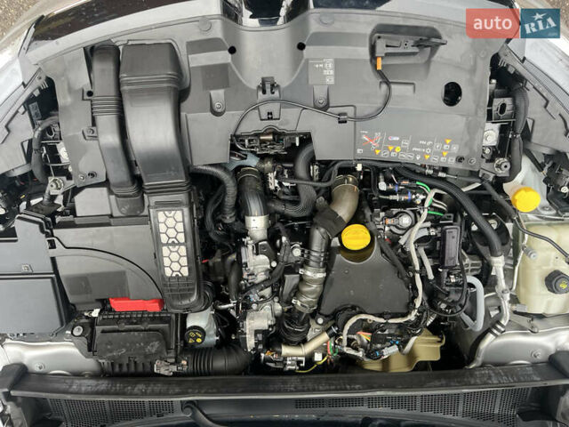 Рено Меган 2019 у Чернігові на Automoto.ua Сірий Рено Меган, об'ємом двигуна 1.46 л та пробігом 138 тис. км за 14800 $, фото 20 на Automoto.ua