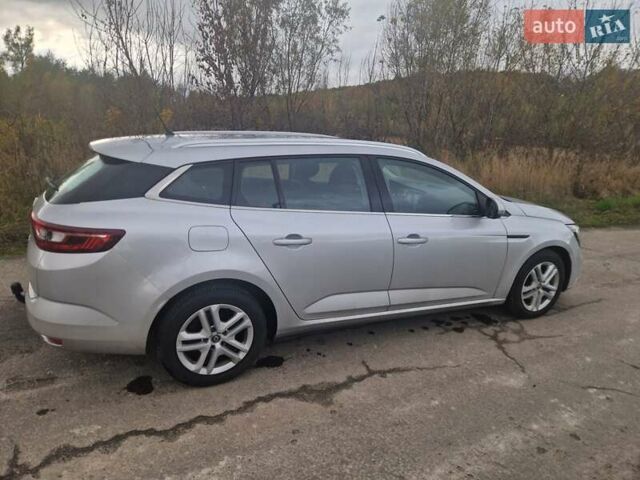 Рено Меган 2019 в Броварах на Automoto.ua Серый Рено Меган, объемом двигателя 1.5 л и пробегом 239 тыс. км за 14600 $, фото 4 на Automoto.ua