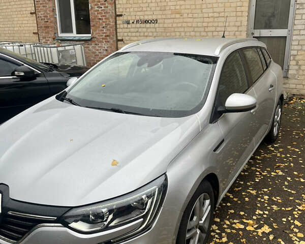 Рено Меган 2019 у Чернігові на Automoto.ua Сірий Рено Меган, об'ємом двигуна 1.46 л та пробігом 138 тис. км за 14800 $, фото 3 на Automoto.ua