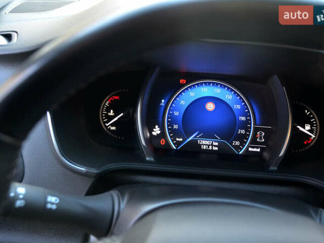 Серый Рено Меган, объемом двигателя 1.46 л и пробегом 128 тыс. км за 15800 $, фото 20 на Automoto.ua