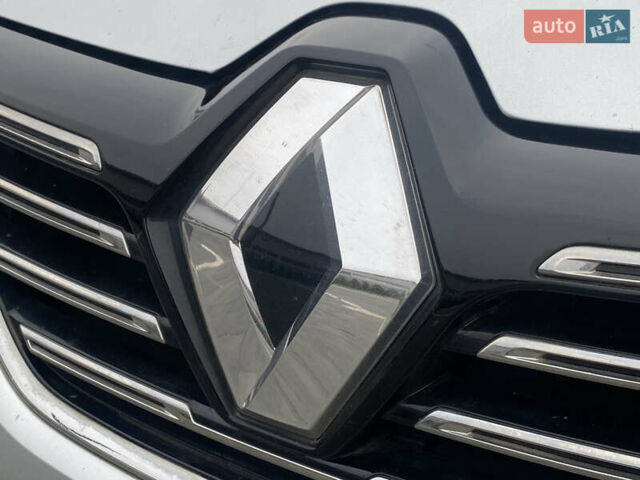 Серый Рено Меган, объемом двигателя 1.5 л и пробегом 192 тыс. км за 15800 $, фото 13 на Automoto.ua