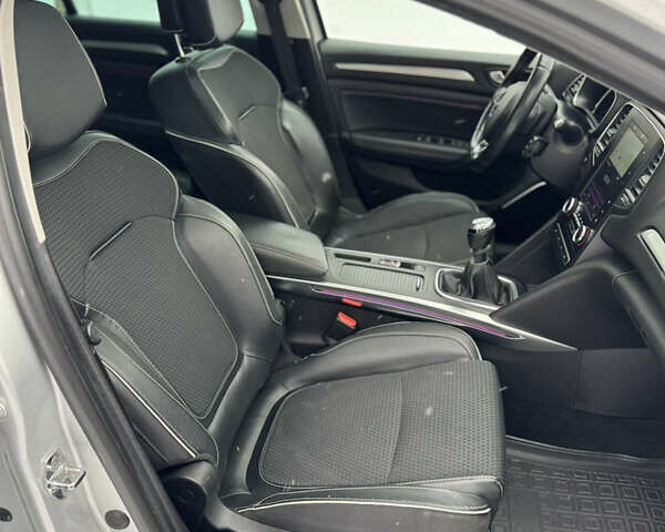 Сірий Рено Меган, об'ємом двигуна 1.46 л та пробігом 169 тис. км за 14800 $, фото 17 на Automoto.ua