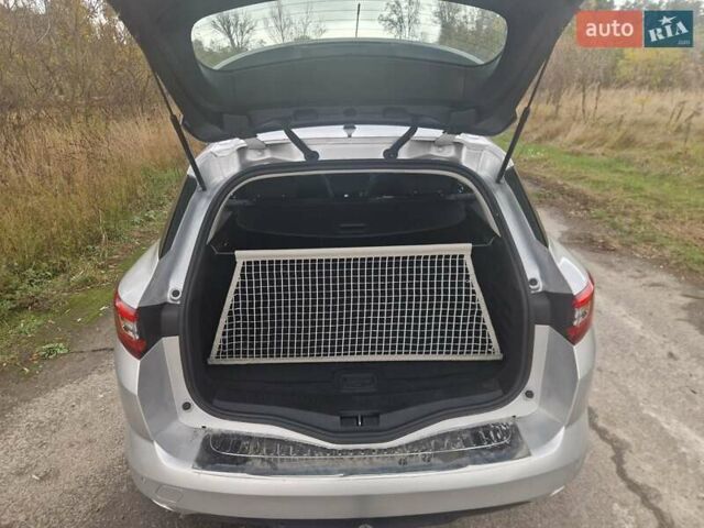 Рено Меган 2019 в Броварах на Automoto.ua Серый Рено Меган, объемом двигателя 1.5 л и пробегом 239 тыс. км за 14600 $, фото 8 на Automoto.ua