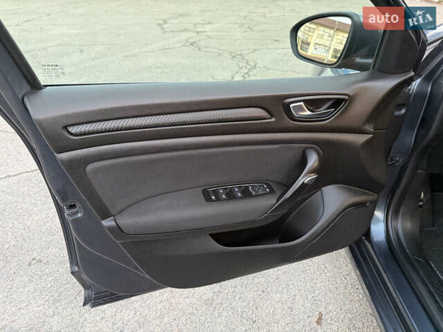 Серый Рено Меган, объемом двигателя 1.5 л и пробегом 96 тыс. км за 15399 $, фото 55 на Automoto.ua