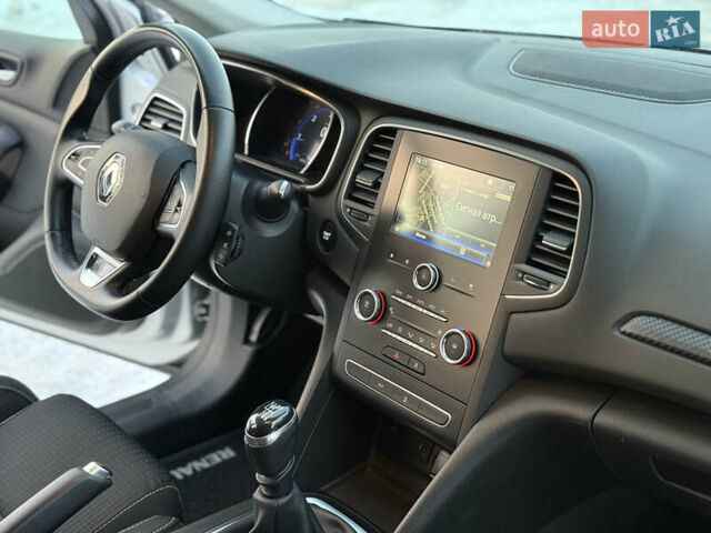 Серый Рено Меган, объемом двигателя 1.46 л и пробегом 128 тыс. км за 15300 $, фото 29 на Automoto.ua