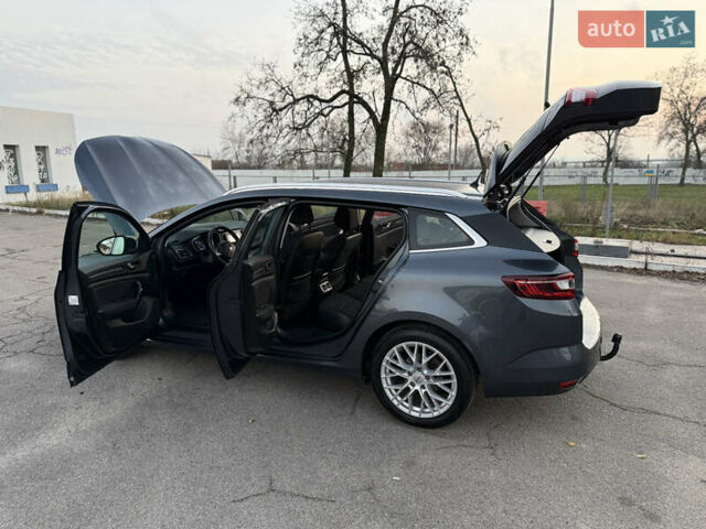 Серый Рено Меган, объемом двигателя 1.5 л и пробегом 96 тыс. км за 15399 $, фото 102 на Automoto.ua