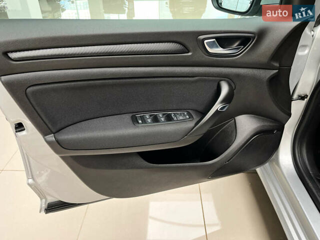 Сірий Рено Меган, об'ємом двигуна 1.5 л та пробігом 199 тис. км за 13499 $, фото 9 на Automoto.ua