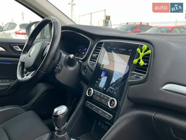 Серый Рено Меган, объемом двигателя 1.5 л и пробегом 105 тыс. км за 14190 $, фото 45 на Automoto.ua