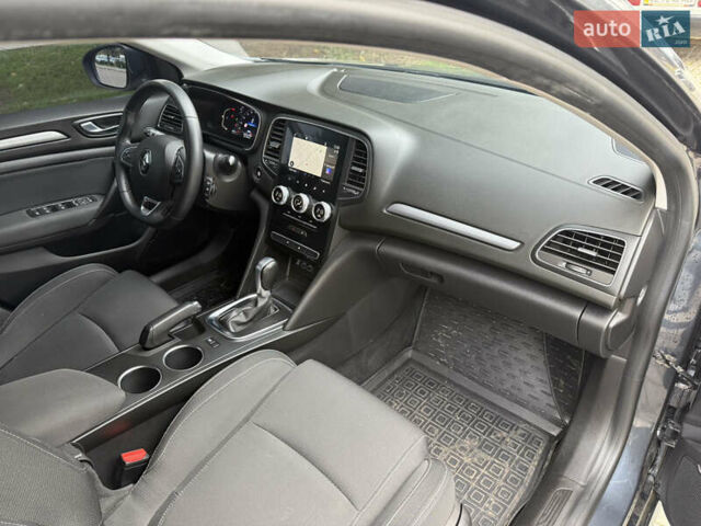 Серый Рено Меган, объемом двигателя 1.46 л и пробегом 220 тыс. км за 14900 $, фото 7 на Automoto.ua