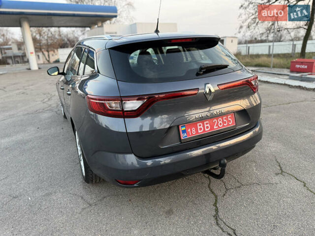 Серый Рено Меган, объемом двигателя 1.5 л и пробегом 96 тыс. км за 15399 $, фото 22 на Automoto.ua