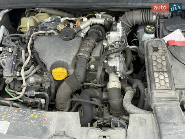 Сірий Рено Меган, об'ємом двигуна 1.5 л та пробігом 254 тис. км за 12900 $, фото 27 на Automoto.ua