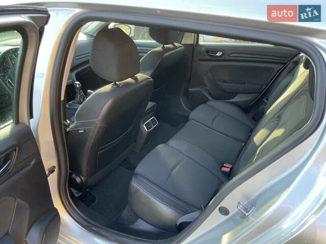 Серый Рено Меган, объемом двигателя 1.46 л и пробегом 245 тыс. км за 13700 $, фото 5 на Automoto.ua