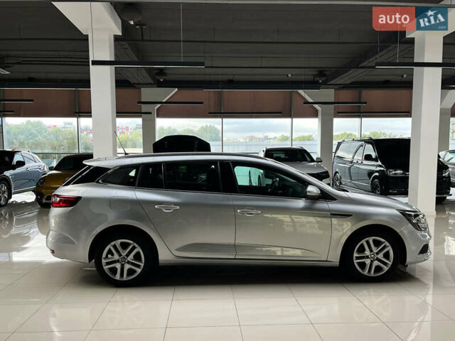 Сірий Рено Меган, об'ємом двигуна 1.5 л та пробігом 199 тис. км за 13499 $, фото 3 на Automoto.ua