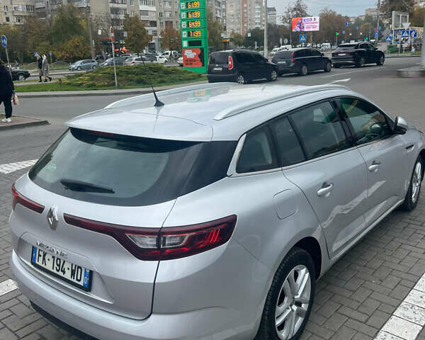 Сірий Рено Меган, об'ємом двигуна 1.5 л та пробігом 138 тис. км за 14499 $, фото 2 на Automoto.ua